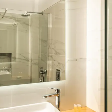 Hotel Danae 3*