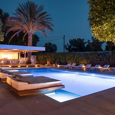 Danae Hotel