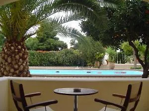Danae Hotel