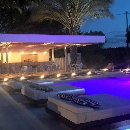 Hotel Danae 3*